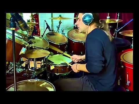 🥁💥CATCH THE SPIT!💥🥁 Brian Tichy “Tom Sawyer” drum cover.
