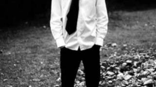 Smile empty soul here&#39;s to another ( acoustic version)