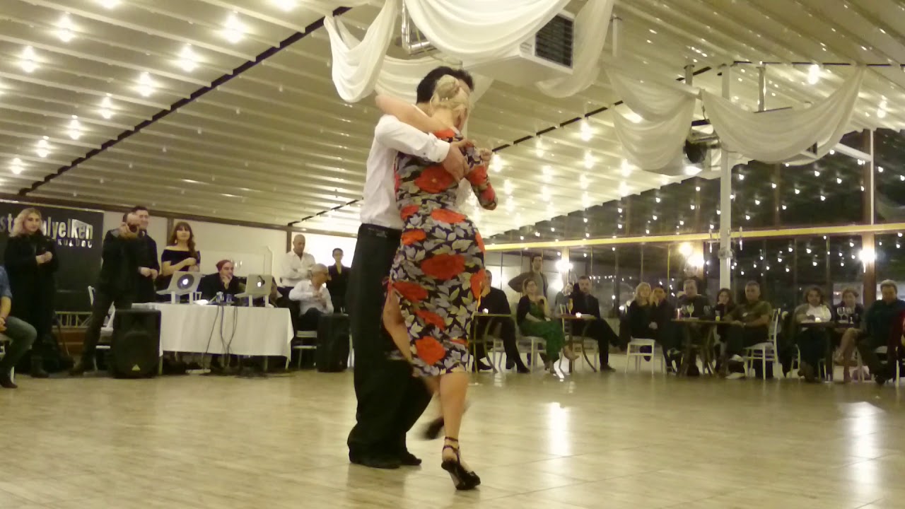 Video thumbnail for Eleonora Kalganova & Akın Gökkaya. La Muchachada Del Centro/F. Canaro, E. Fama. Milonga La Ideal.