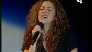 Shakira - 10 La Pared (Oral Fixation Tour Dubai)