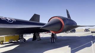 2 sr-71 blackbird spy plane side by side walk around