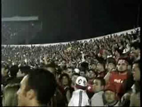 Portuguesa 2 x 2 Flamengo - Lances no Canindé