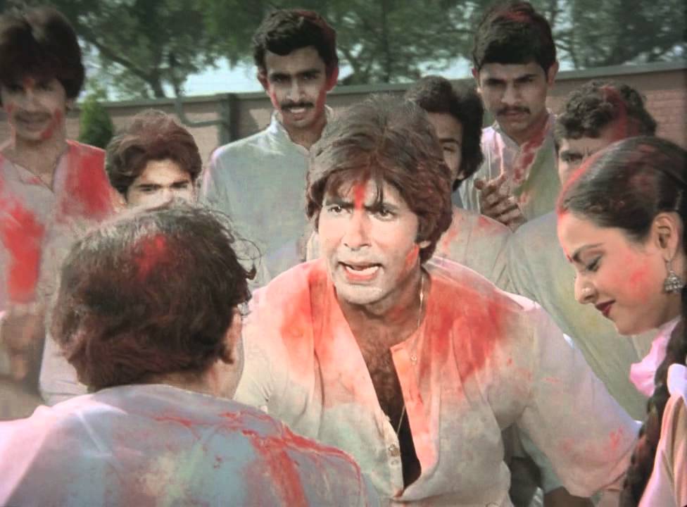 Rang Barse Bheege Chunarwali Lyrics  | Silsila | Amitabh Bachchan, Shashi Kapoor | Amitabh Bachchan | Hariprasad Chaurasia, Shivkumar Sharma