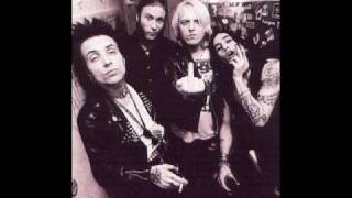 Backyard Babies - Kickin&#39; Up Dust