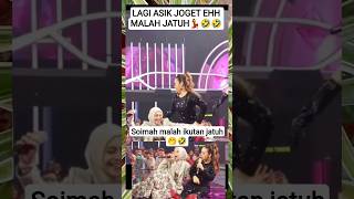Download lagu NGAKAK LESTI DAN SOIMAH JATUH SAAT LAGI ASIK JOGET🤣#viral#lestikejora#lestibillar#soimah#shorts#fyp mp3 Download lagu NGAKAK LESTI DAN SOIMAH JATUH SAAT LAGI ASIK JOGET🤣#viral#lestikejora#lestibillar#soimah#shorts#fyp mp3