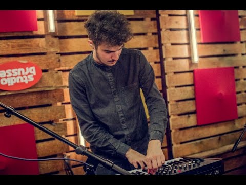 Warhola - Red (live)