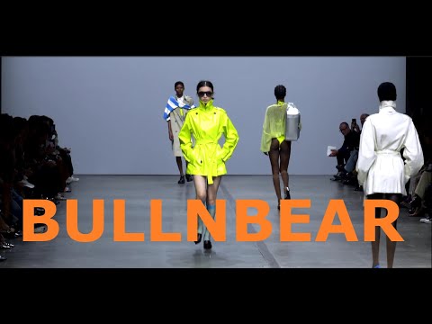 ICEBERG  Spring Summer 2025 Women's Fashion Show Milano fashion week spot pubblicità 2025