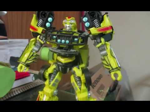 Taiwan Claymation and Transformers Stop Motion  Autobots vs Claymation