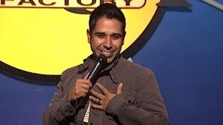 Erik Rivera - Latino Accents (Stand Up Comedy)