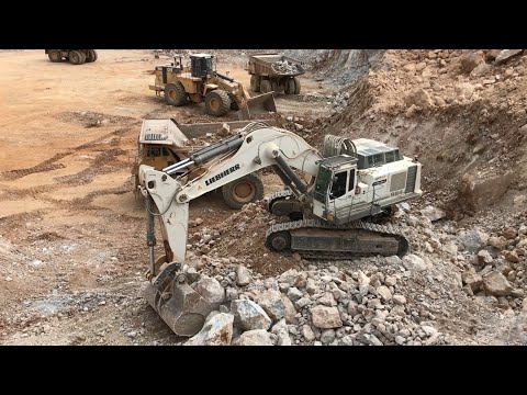 Liebherr 984 Excavator & Caterpillar 992G Wheel Loader Loading Dumpers - Sotiriadis/Labrianidis