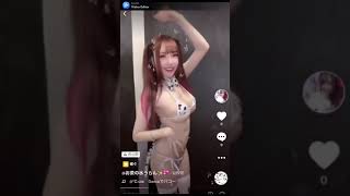 《エロTikTok》『水着』はみ出る水着