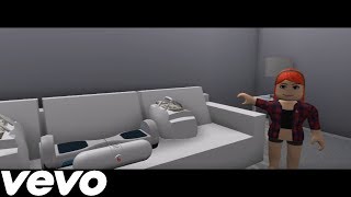 Bhad Bhabie - Hi Bich | Roblox Music Video