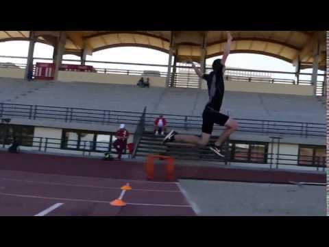 Leveleki Bence távolugró edzés 1 - lassítva