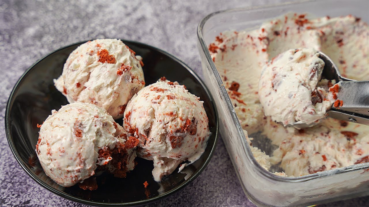 Cookie Crumble Ice Cream Without Mixer | Homemade Cookies Ice Cream Recipe