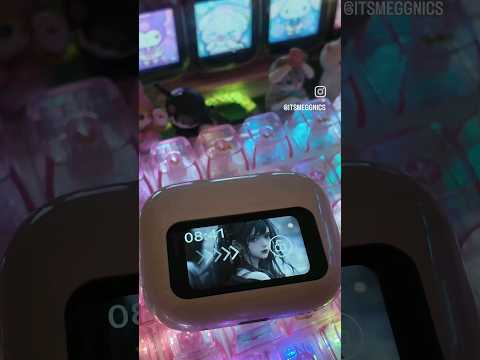 Earphone with Mini LCD Display thumbnail