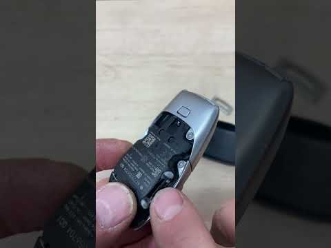 Mercedes smart key battery change - EASY DIY #automobile #remotebattery #mechanic #remotecontrol