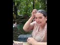 Bunda Lagi Mandi Sambil Cuci Baju Di Sungai