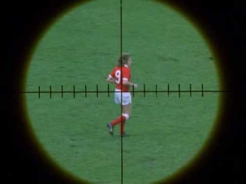 Allan Simonsen vs Jens Okking