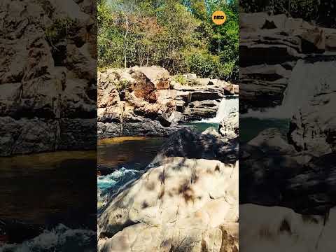 VOCÊ CONSEGUE VER A IMAGEM DE CRISTO NESSA CACHOEIRA!
