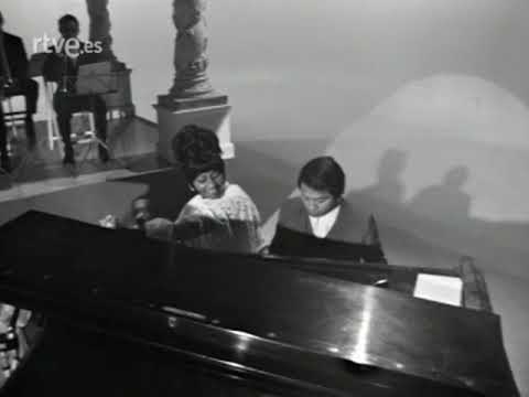 Cuando estoy Contigo - Celia Cruz y Armando Manzanero