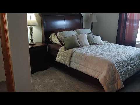 Eaglerock Village - C - 2 Bedroom/2 Bath - 986 sq ft