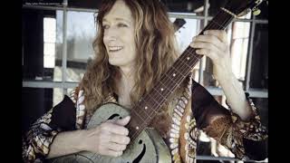 Patty Larkin- I&#39;m white