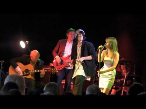 Filip Winther aka Grey Coin & Hedvig - Inga Problem Remix (cover) live at Råsunda Skola