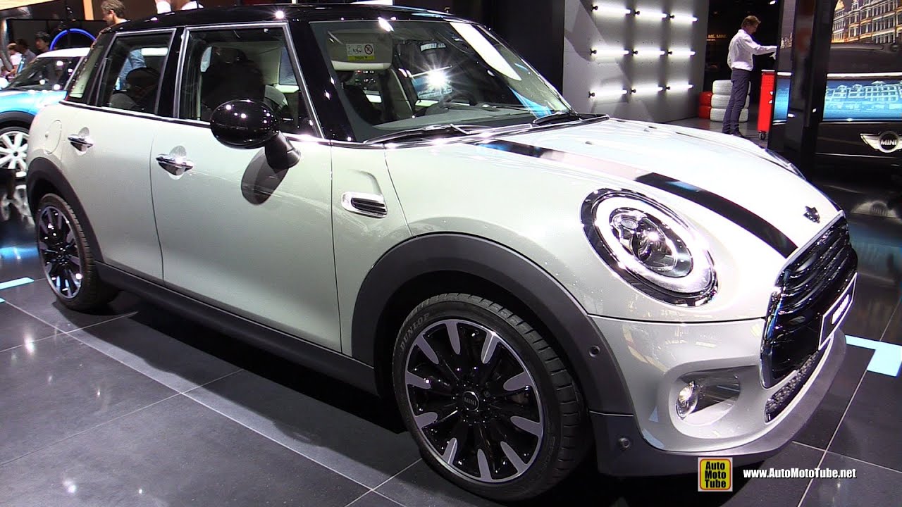 2015 Mini Cooper 5-Door Diesel - Exterior and Interior Walkaround - 2014 Paris Auto Show