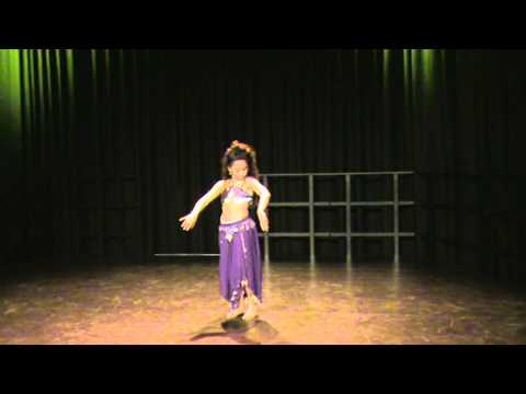 Charine Eyny 7 jaar  Bellydancing