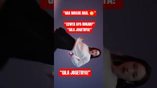 Download lagu “Cewek Cantik Joget Tiktok Viral – Gak Nyangka Bisa Kayak Gini!” mp3 Download lagu “Cewek Cantik Joget Tiktok Viral – Gak Nyangka Bisa Kayak Gini!” mp3