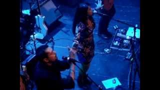 Calexico &amp; Amparo Sánchez - ROKA (DANZA DE LA MUERTE) (Live at Paradiso, Amsterdam, 21-11-2012)