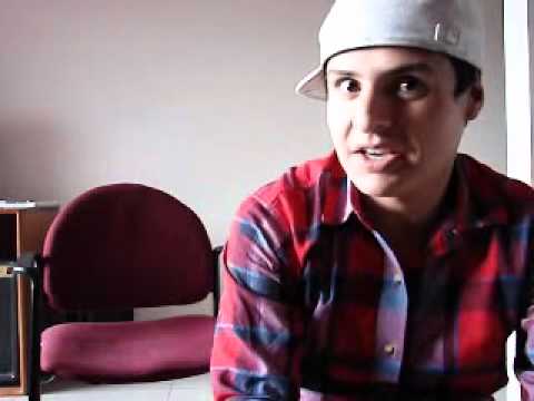 Joze con Zeta opina: "A usted que le importa?"