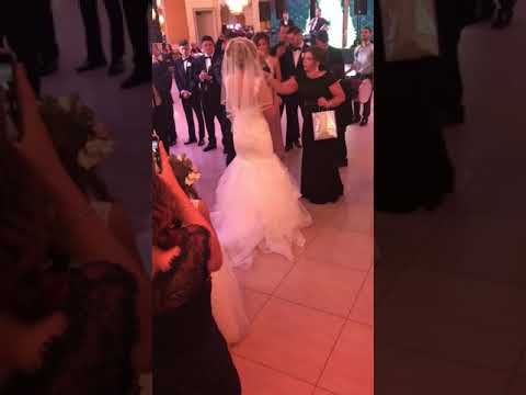 KOLENOVIĆ SVADBA - MUHAREM KOLENOVIĆ I MELINA DERVIŠEVIĆ, PRSTENOVANJE MLADE, 24.09.2017. SANA