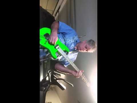 Charvel San Dimas Style 1 HH 2016. A very quick playthrough