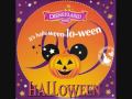 It's Halloween-lo-ween Parade *Full Song ...