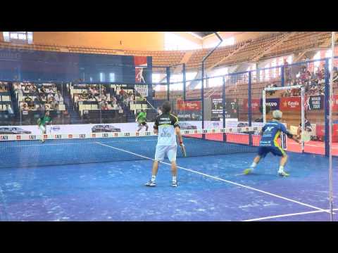 Point de padel entre Lima Mieres vs Lamperti Grabiel