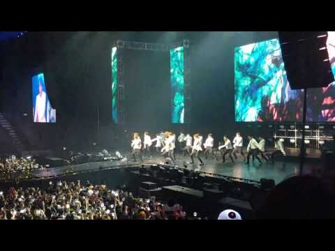 170514 BTS THE WINGS TOUR in Hong Kong - Blood Sweat & Tears