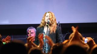 Noemi - Fammi Respirare Dai Tuoi Occhi (live@La Villa) [22/22]