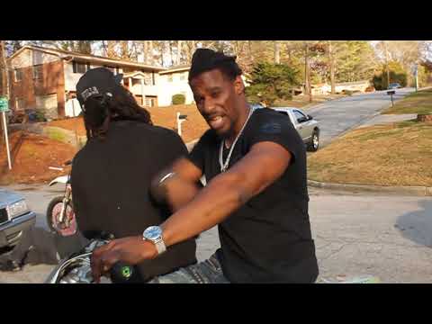 Rolln Stone Sleezo Ft. Tkthegreat- Let that pain go