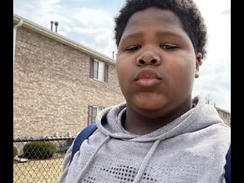 Angry kid loses a game in furry vs hentai simulator