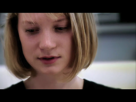 Thumbnail of the video: Mia Wasikowska on Jim Jarmusch - Only Lovers Left Alive