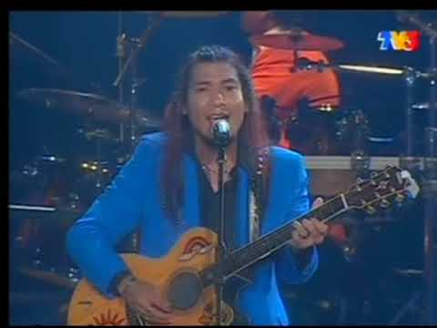 Jinbara Farhana(Puteri Bumi Kenyalang) Ajl22 2007.