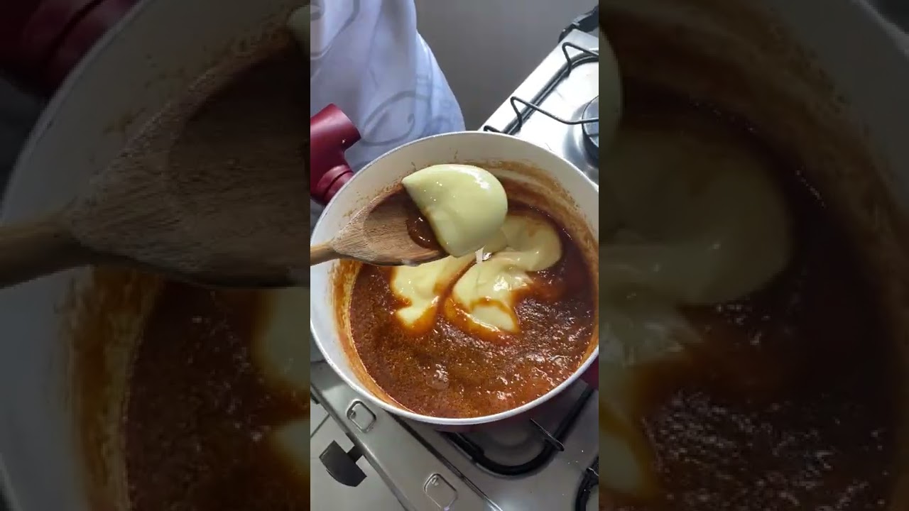 Ela fez o melhor doce de leite caseiro que aprendeu com rica! #shorts