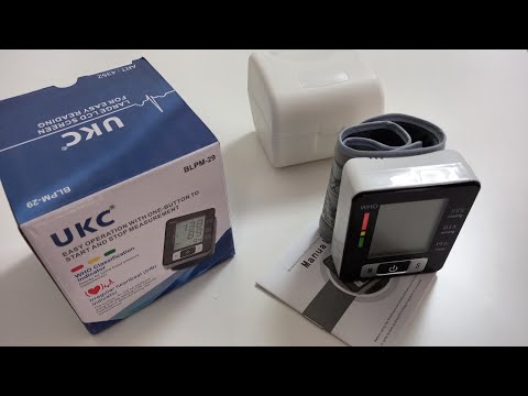 Тонометр UKC BLPM-29 на запястье. Обзор прибора для автоматического измерения давления.