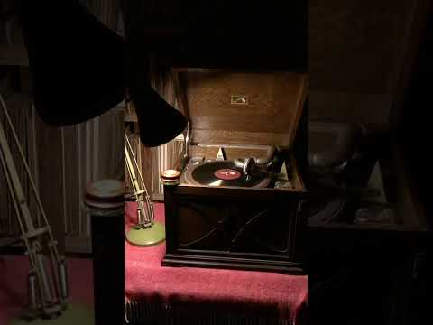 I Am Thinking Of You 🌼….. By….. Savoy Orpheans.  1925