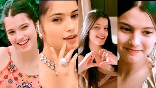 Download lagu Akshita Dwivedi best Instagram Reels viral video || Akshita Dwivedi || New tik tok Short हिन्दी 2022 mp3