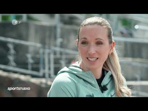 Vogelperspektive  - Kristina Vogel trifft Hürdenläuferin Cindy Roleder