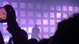 Vince Staples - Rain Come Down (live 2/7/2018)