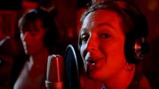 Shower Power - Les nuits d&#39;une demoiselle (Colette Renard)