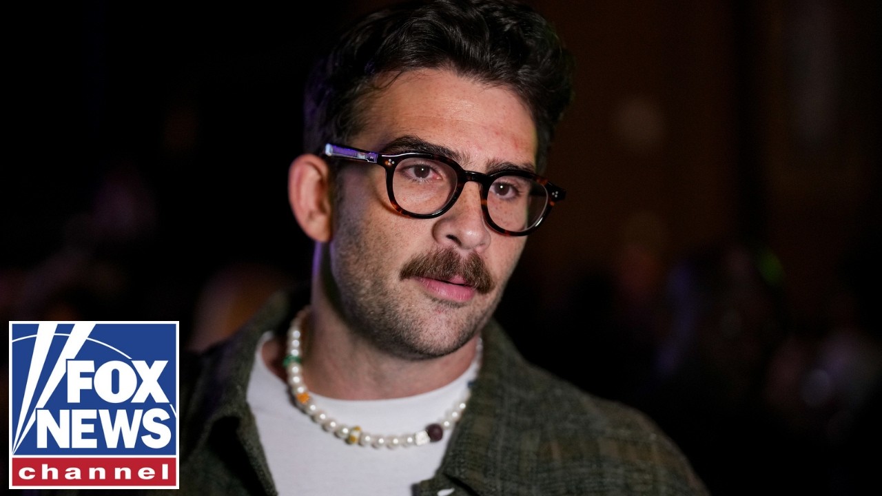 ‘ABSOLUTELY HORRIBLE’: Some Democrats criticized for ‘associating’ with far-leftist streamer